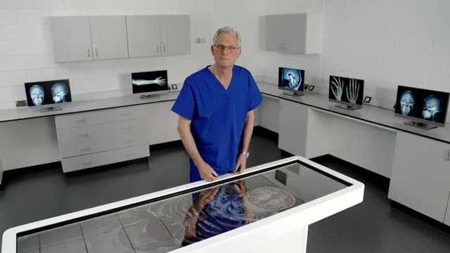 S01:E03 - Stevie Allman