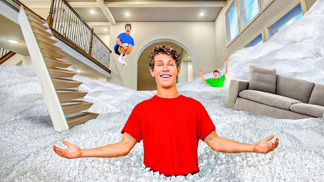 S02:E11 - Packing Peanuts and Secret Fish Tanks