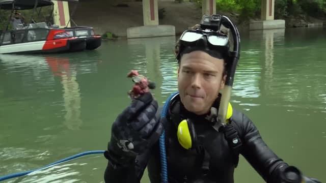 S01:E10 - Lucky Shot