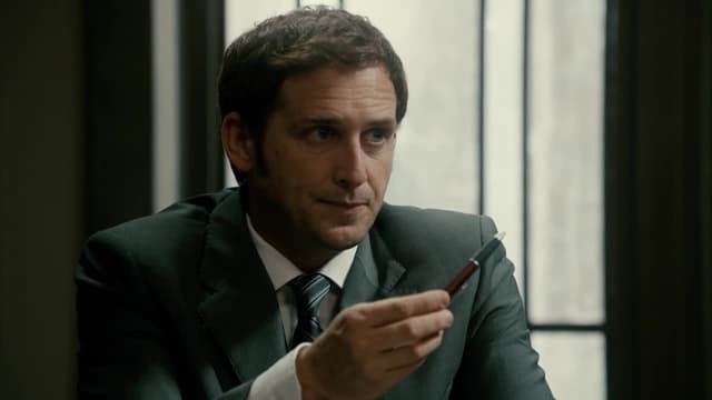 S01:E06 - Chapter Six