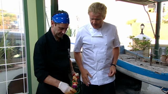 S03:E01 - La Parra De Burrian