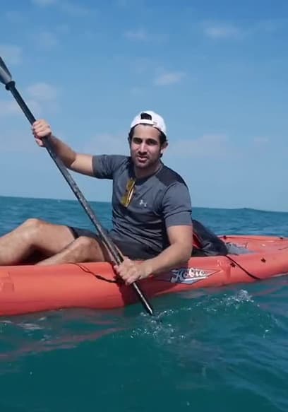 S01:E06 - Kayak Challenge Around Palm Jumeirah poster