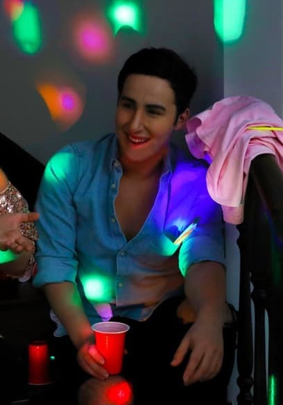 S01:E18 - I Threw a House Party to Impress My Crush poster