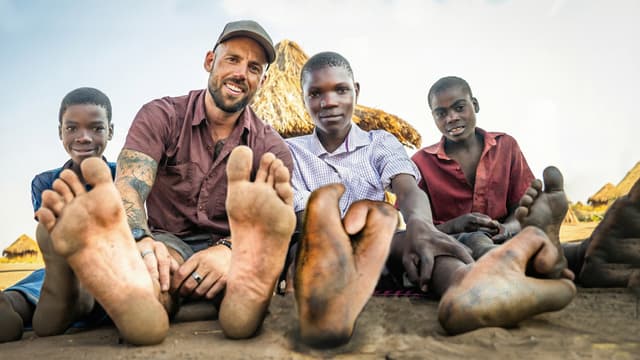 S01:E08 - 24h With the Ostrich Footed Tribe