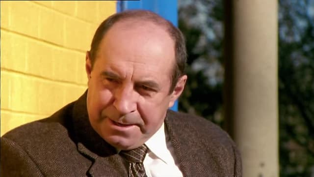 S01:E16 - All for a Good Cause