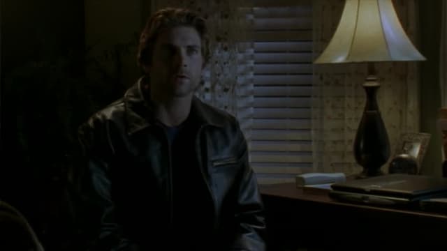 S01:E08 - The Medium