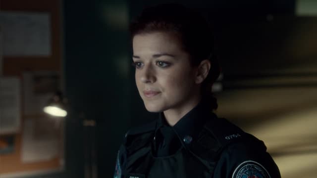 S05:E09 - Moving Day