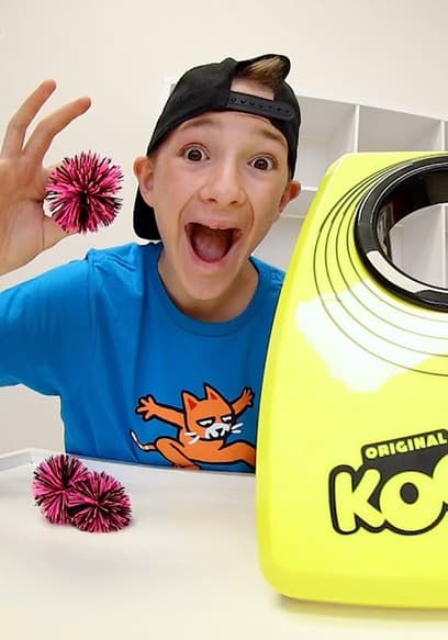 S01:E11 - Father vs Son Game of Cornhole - Koosh Battle poster