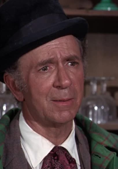 S01:E10 - A Man and His Magic poster