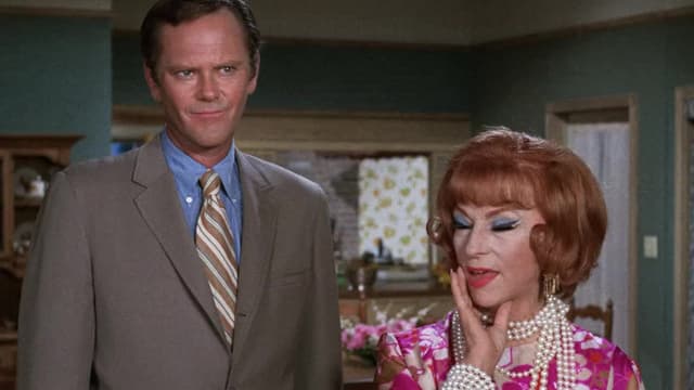 S07:E08 - Samantha's Old Salem Trip