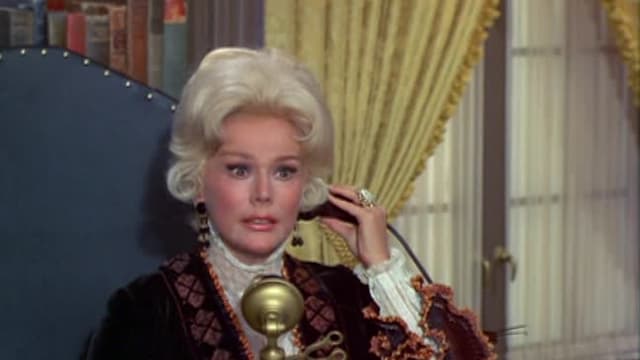 S04:E24 - The Old Trunk