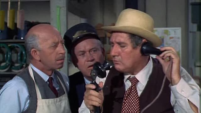 S01:E10 - Don't Call Us, We'll Call You