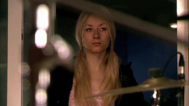 S02:E01 - Episode 14