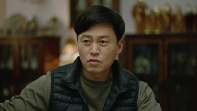 S01:E08 - Open for 24 Hours if You Want to Make Money