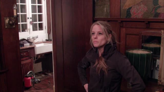 S05:E08 - Too Close for Comfort