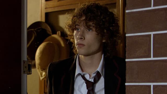 S01:E05 - R v Chandler