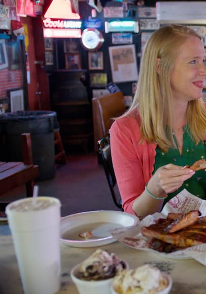 S11:E01 - Alabama for Foodies: Part 1 poster