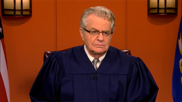 S01:E09 - Cheer Leaver