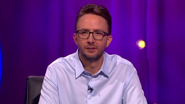 S01:E06 - Killer Bees, Jennifer Ani-Stan & Casablanc-Aargh