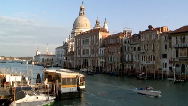 S02:E53 - Venecia