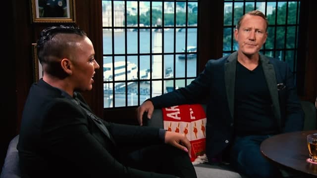 S01:E05 - Lianne Sanderson