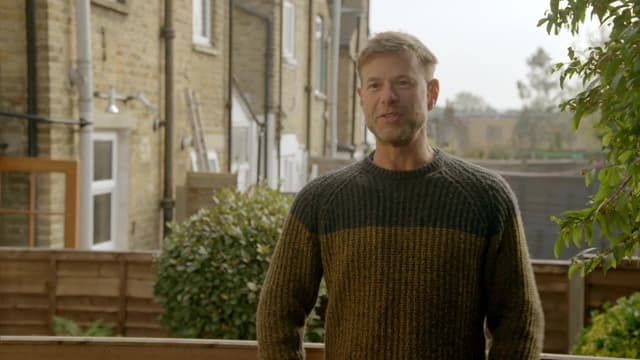 S01:E07 - America