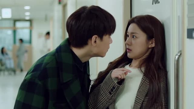 S01:E11 - Episode 11