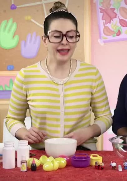 S01:E08 - Surprise Egg Bath Bombs! How to Make Fizz Ball! poster