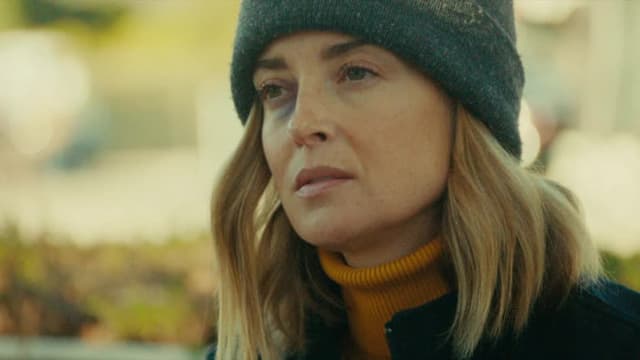 S01:E01 - The Hard Problem of Carl