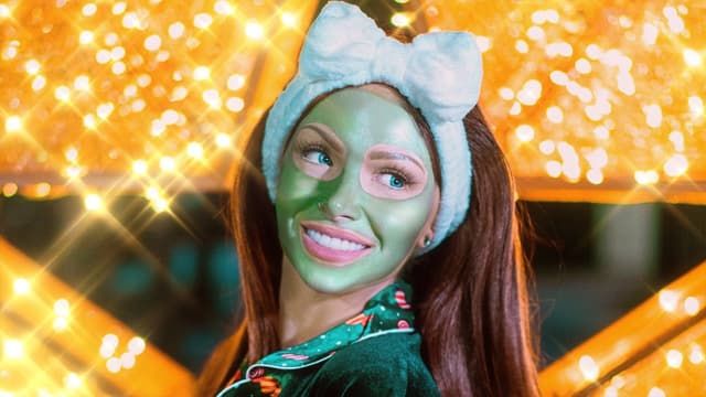 S01:E02 - How Loss and Failure Lead to Rebirth: Lessons From the Final Girl in a Horror Movie