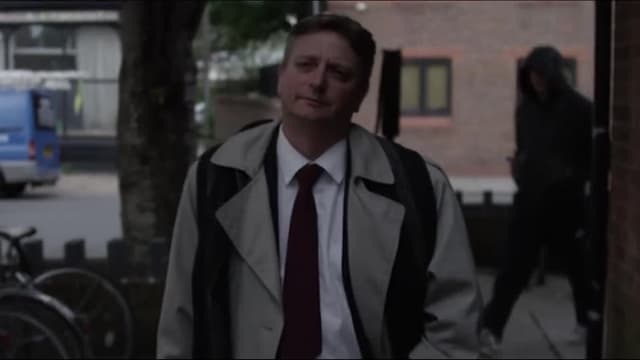 S01:E05 - The Mine Drama