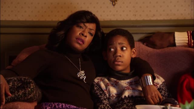 S01:E12 - Everybody Hates a Part Time Job