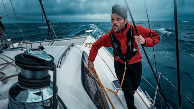 S01:E11 - The Biggest Seas We've Ever Seen
