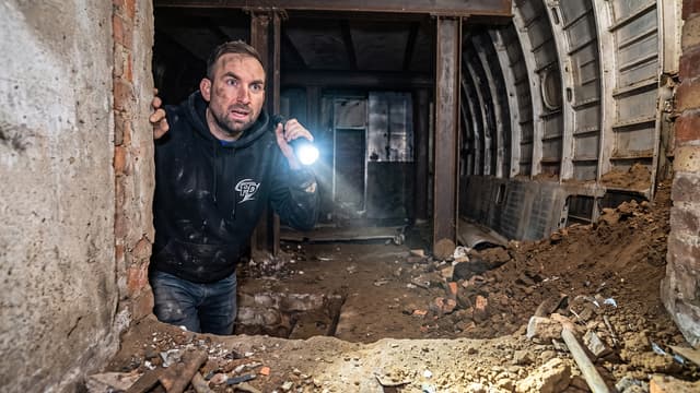 S01:E09 - Beneath the Bunker