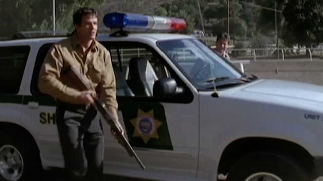 S02:E05 - Honor Thy Father