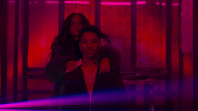 S03:É09 - S03:E09 - Bring 'Em Out