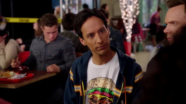 S03:E10 - Regional Holiday Music