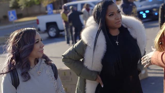 S01:E03 - Bow Down to Your Mother