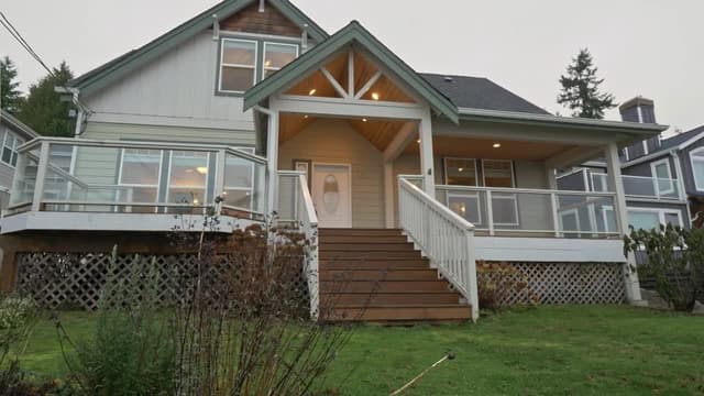 S03:E07 - Beach Home on Camano Island
