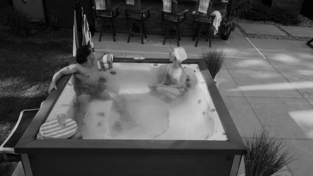 S01:E03 - Swipe Right It’s Date Night!