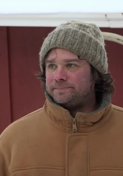 S01:E10 - Ultimate Ice Fishing Shack poster