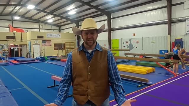 S01:E04 - Cowboy Jack Learns Gymnastics