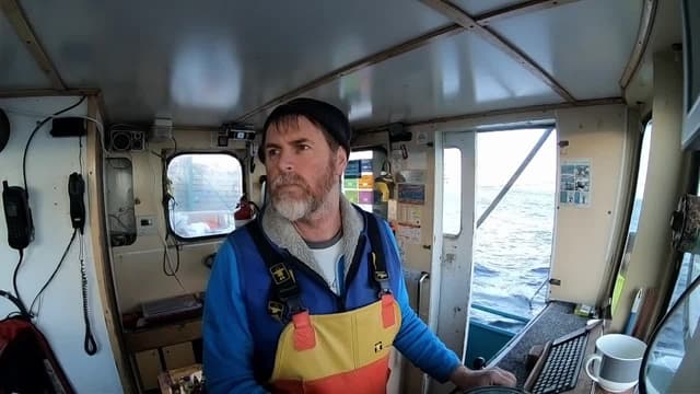 S01:E06 - The Newcomer