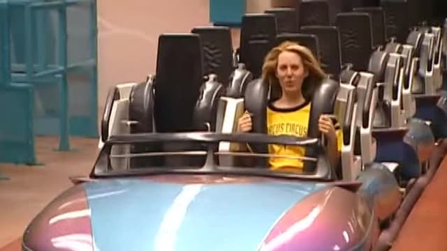 S01:E16 - Theme Park Road Trip 2