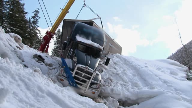 S01:E06 - The Avalanche Zone