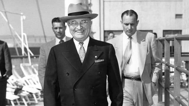 S10:E03 - The Life and Times of Harry S. Truman