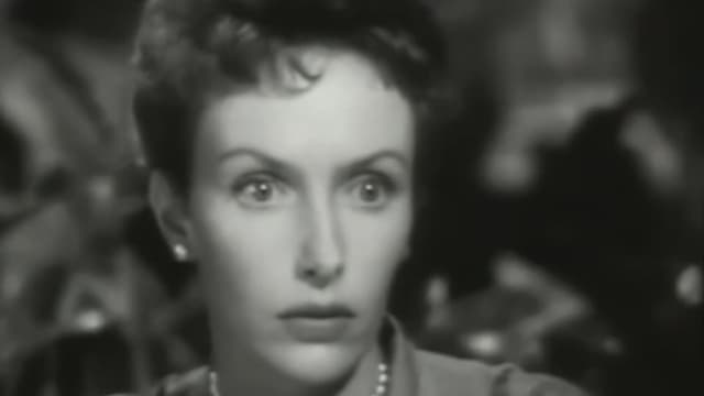 S02:E02 - The Squeeze