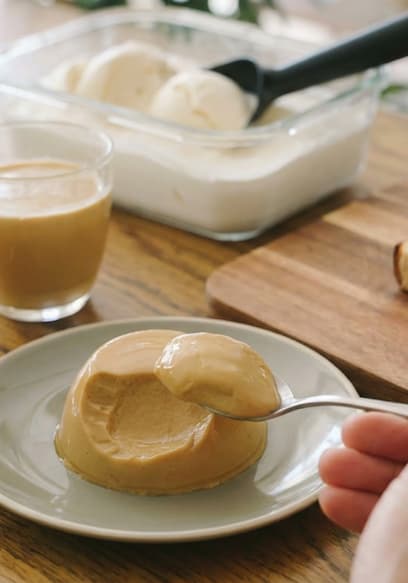 S01:E07 - Creamy Dessert Trio: Cheesecakes & Panna Cotta poster