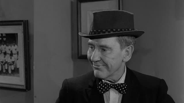 S02:E19 - Mr. Dingle, the Strong