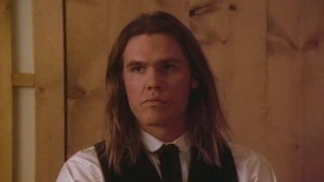 S02:E14 - The Peacemakers